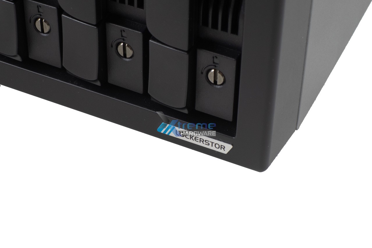 Asustor-LOCKERSTOR4-Gen2-AS6704T-v2